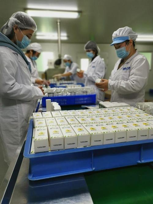 超级工厂中华神皂藏皂保湿沐浴手工皂洁脸香皂跨境外贸oem贴牌皂